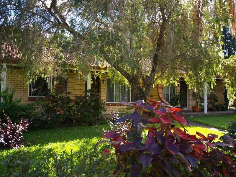 62 & 64 Coronation Avenue, Beachmere QLD 4510
