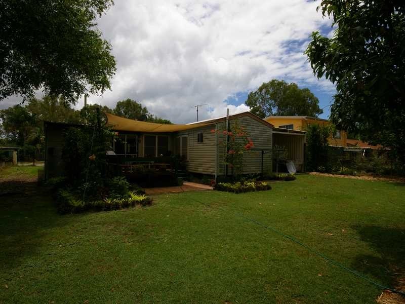 10 Gibson Street, Beachmere QLD 4510