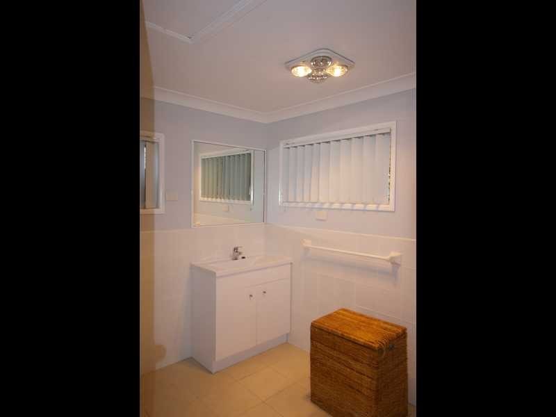 16 Patrick Street, Beachmere QLD 4510