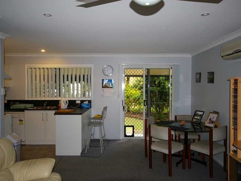 16 Patrick Street, Beachmere QLD 4510