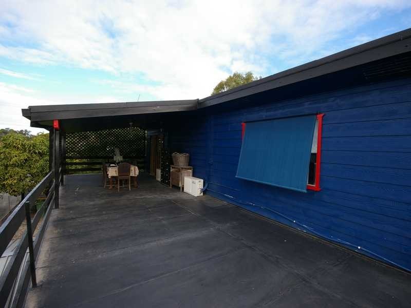 17 Dwyer Street, Beachmere QLD 4510