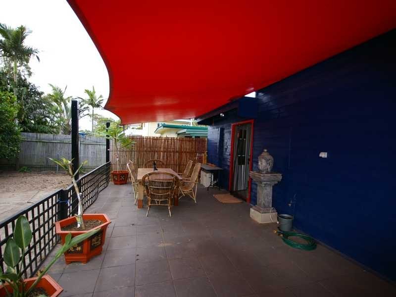 17 Dwyer Street, Beachmere QLD 4510