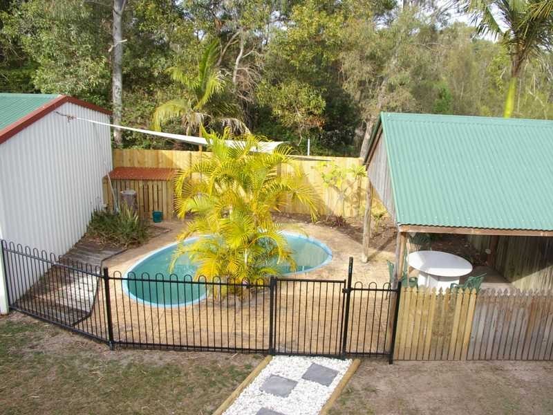 2 Whiting Street, Beachmere QLD 4510