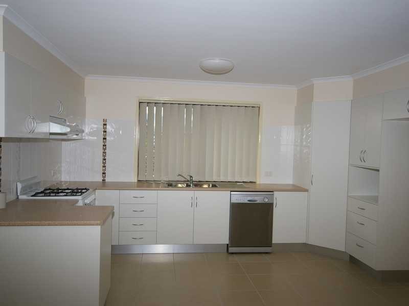 12 Elizabeth Street, Beachmere QLD 4510