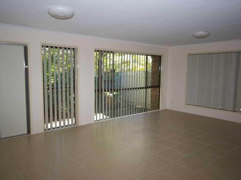 12 Elizabeth Street, Beachmere QLD 4510