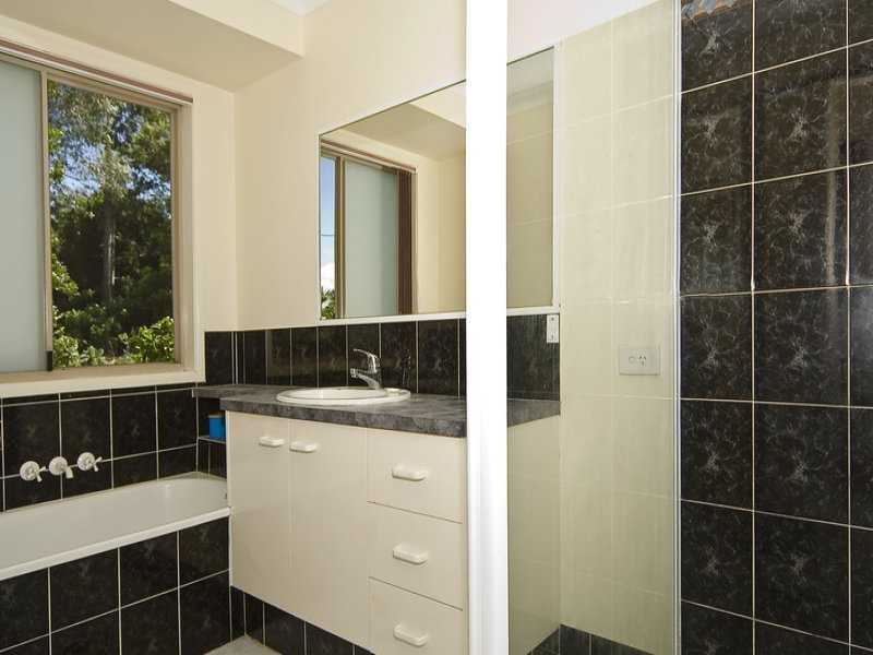 15 Cocos Drive, Ningi QLD 4511