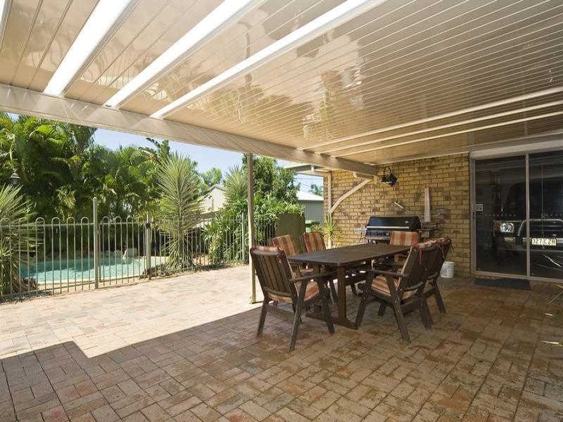 15 Cocos Drive, Ningi QLD 4511