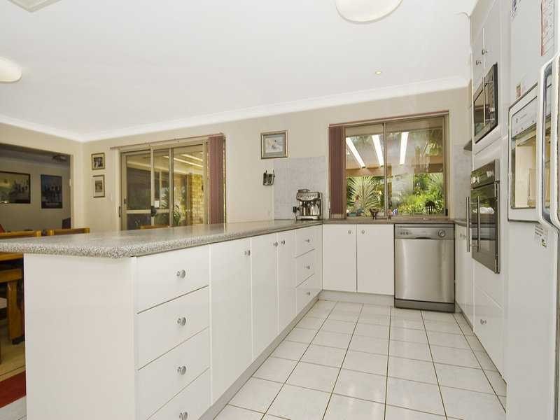 15 Cocos Drive, Ningi QLD 4511