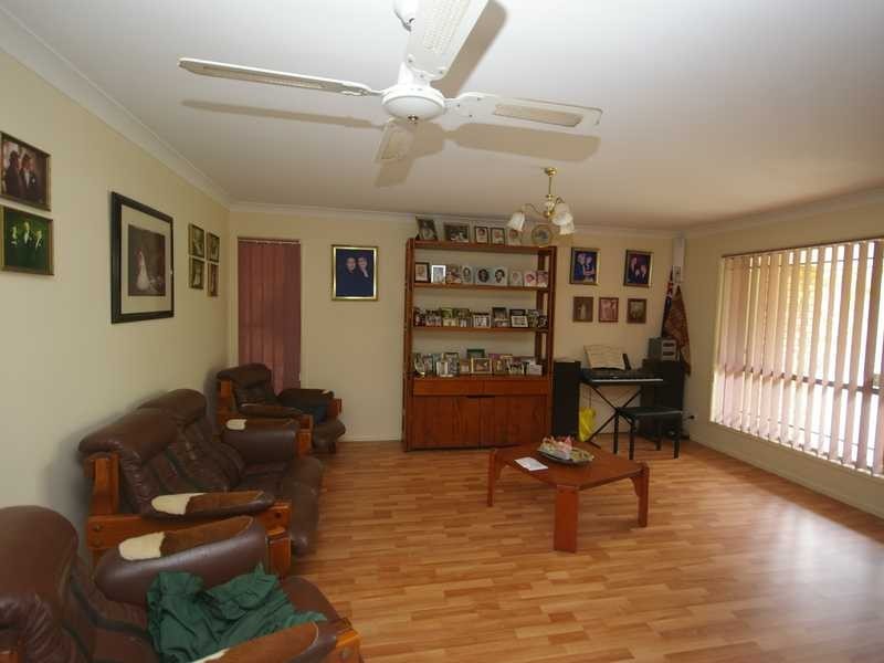 15 Cocos Drive, Ningi QLD 4511