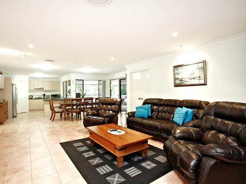 9 Peridot Crescent, Mango Hill QLD 4509