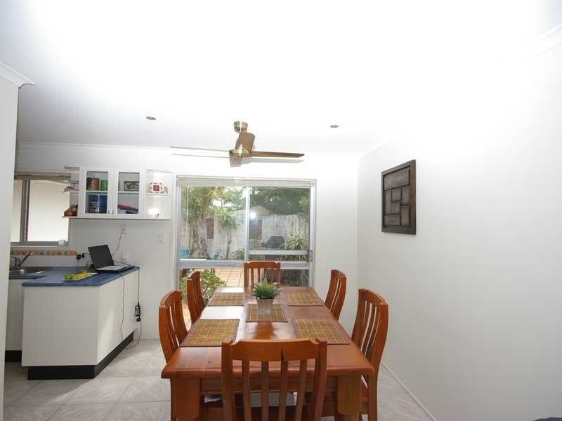 9 Grace Street, Beachmere QLD 4510