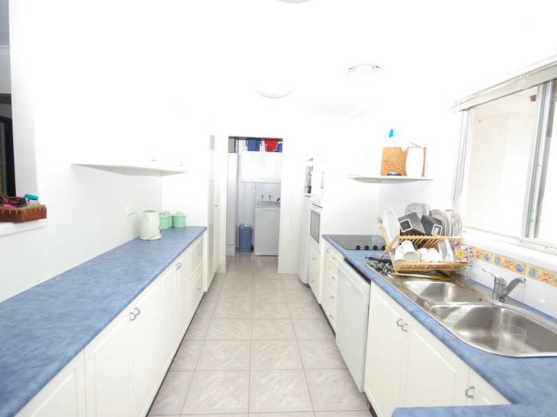 9 Grace Street, Beachmere QLD 4510