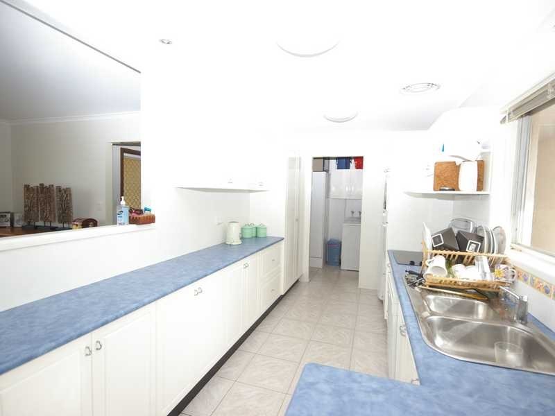 9 Grace Street, Beachmere QLD 4510