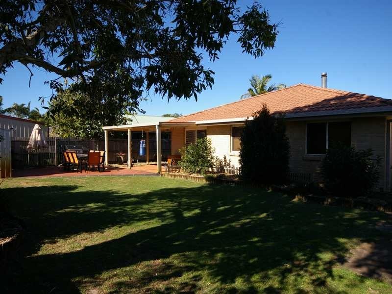 27 Gretel Drive, Beachmere QLD 4510