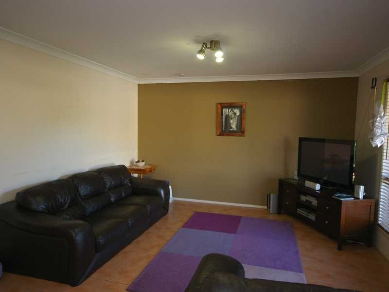 27 Gretel Drive, Beachmere QLD 4510