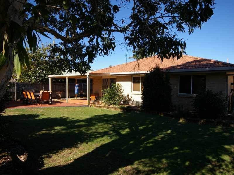 27 Gretel Drive, Beachmere QLD 4510