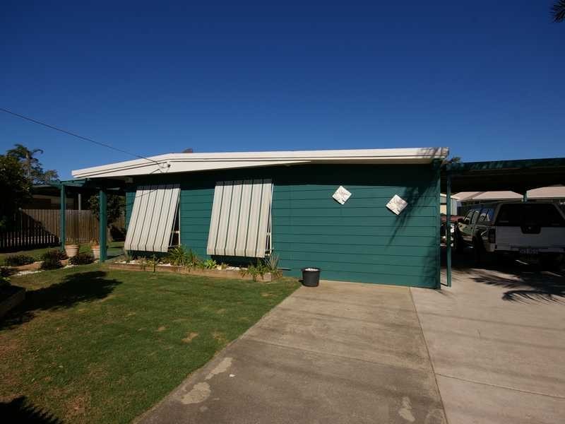 22 Gillian Street, Beachmere QLD 4510