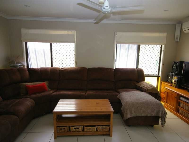 22 Gillian Street, Beachmere QLD 4510