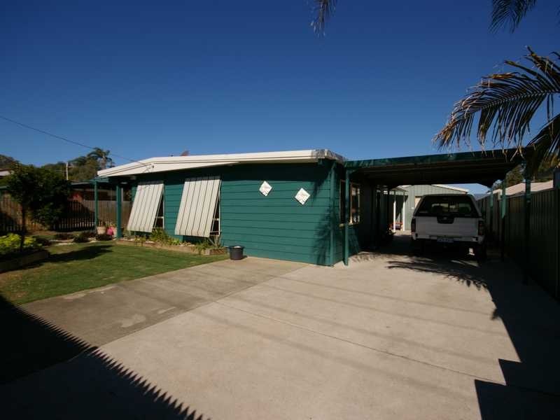22 Gillian Street, Beachmere QLD 4510