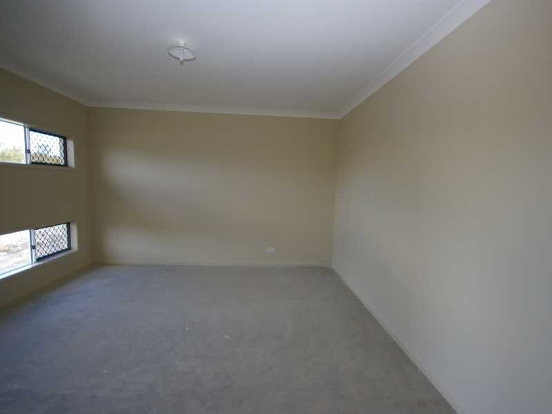 6 Coffey Court, Beachmere QLD 4510