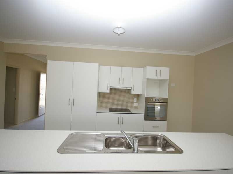 6 Coffey Court, Beachmere QLD 4510