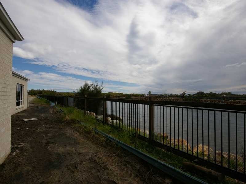 6 Coffey Court, Beachmere QLD 4510