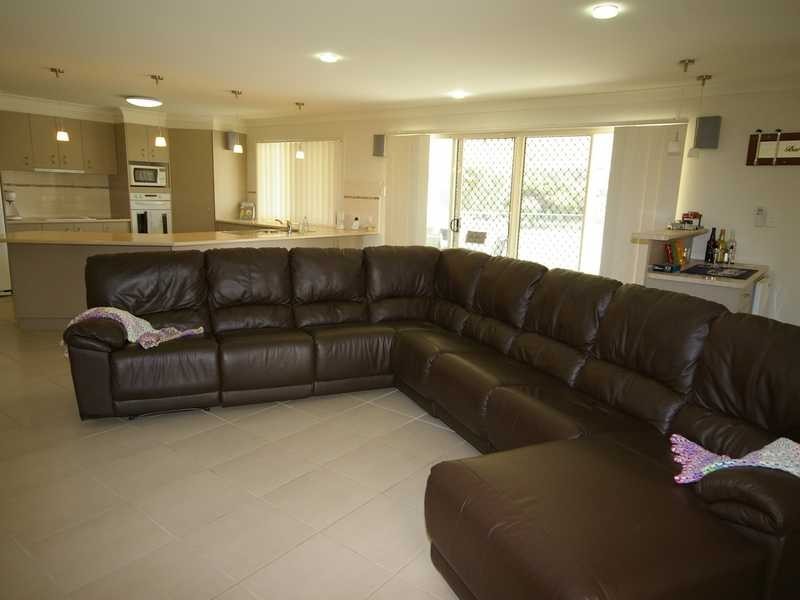 77 – 79 Peel Road, Ningi QLD 4511