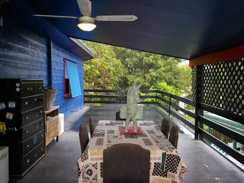 17 Dwyer Street, Beachmere QLD 4510