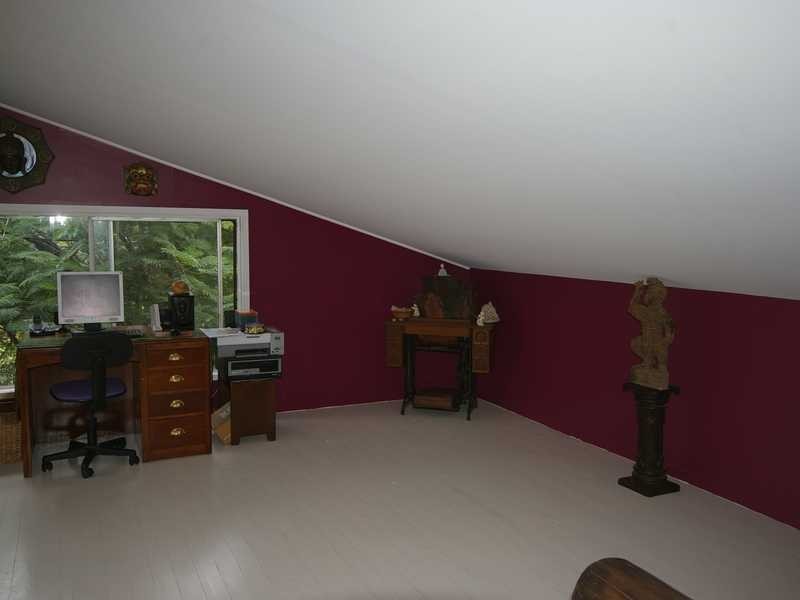 17 Dwyer Street, Beachmere QLD 4510