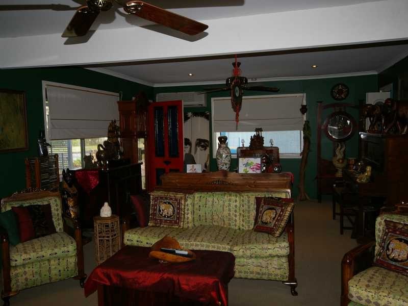 17 Dwyer Street, Beachmere QLD 4510