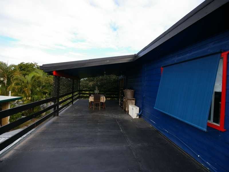 17 Dwyer Street, Beachmere QLD 4510