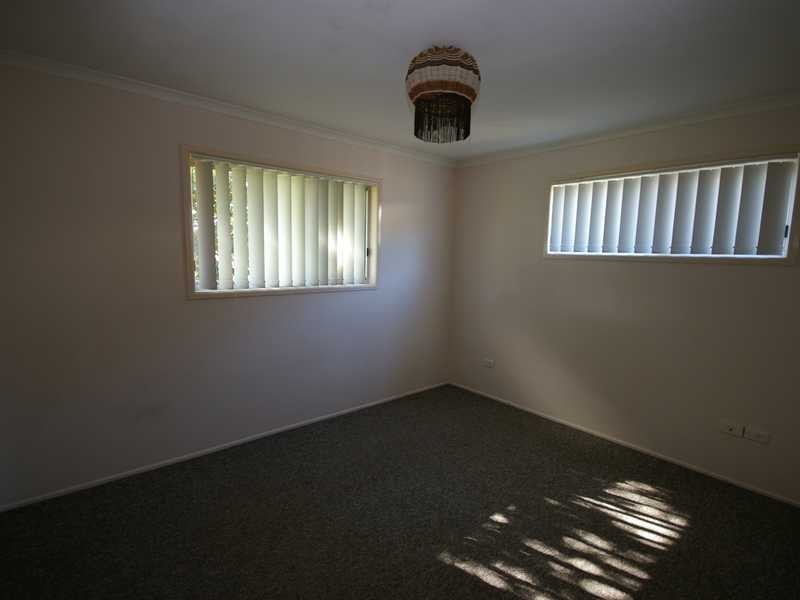 17 Moatah Drive, Beachmere QLD 4510