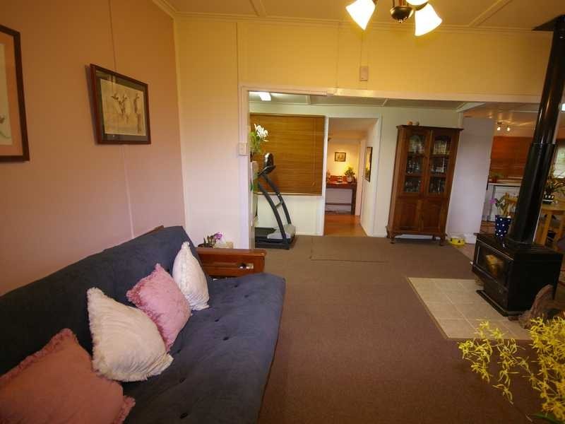 635 Beachmere Road, Beachmere QLD 4510