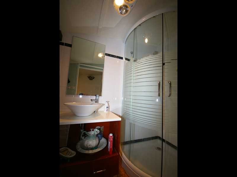 635 Beachmere Road, Beachmere QLD 4510