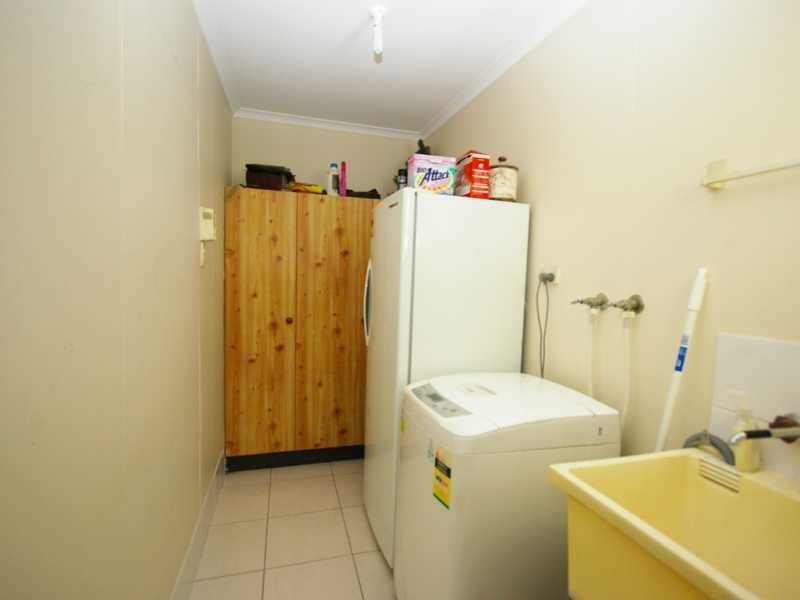 15 Dwyer Street, Beachmere QLD 4510