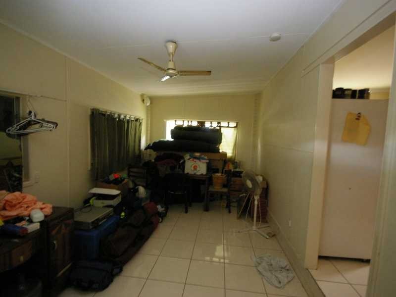 15 Dwyer Street, Beachmere QLD 4510