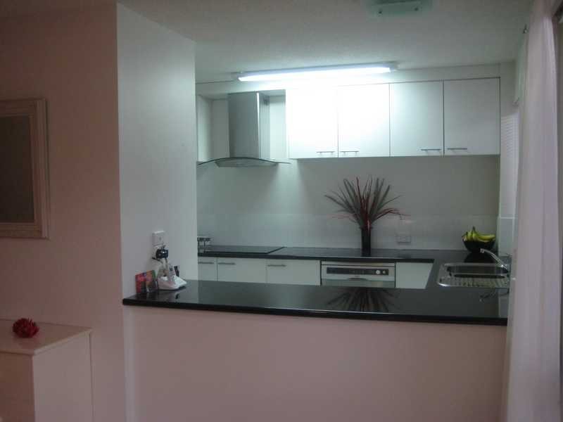 Unit B9/10 Spinnaker Drive, Sandstone Point QLD 4511