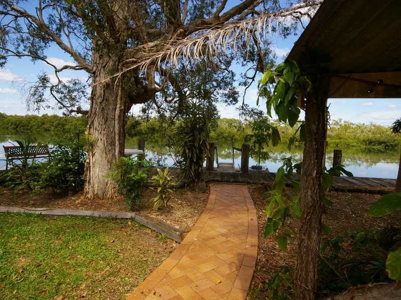 6 Duke Street, Meldale QLD 4510