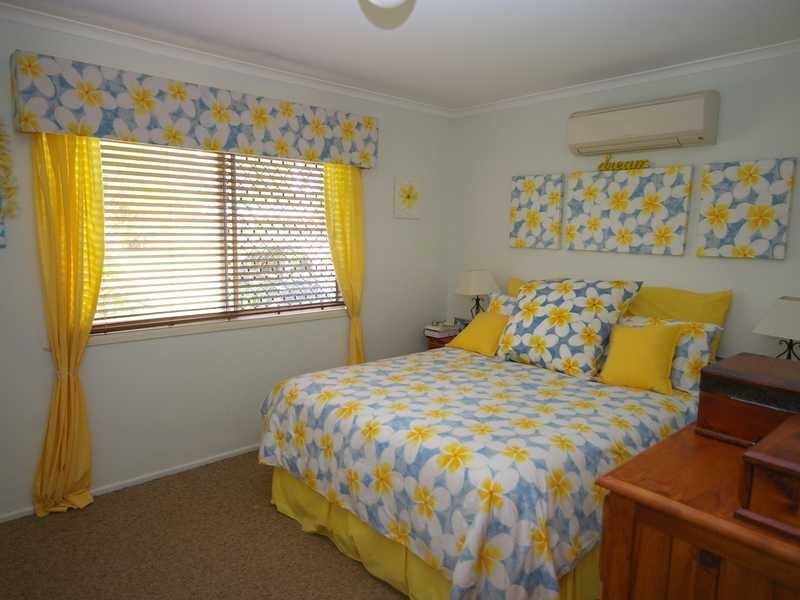 28 Trevor Street, Beachmere QLD 4510