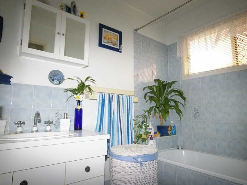 28 Trevor Street, Beachmere QLD 4510