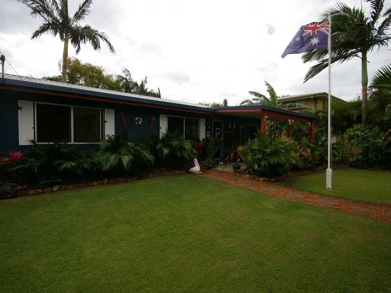28 Trevor Street, Beachmere QLD 4510
