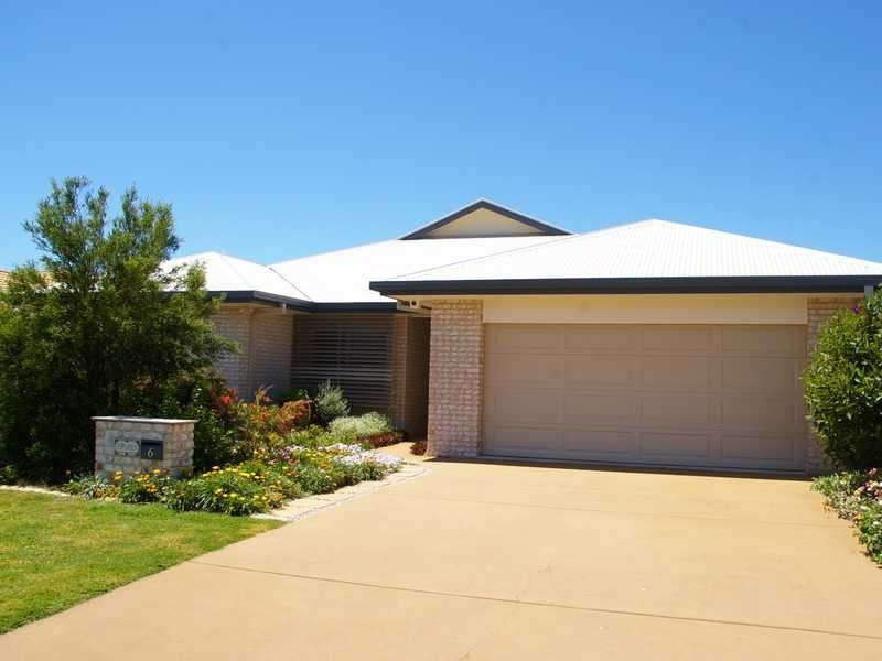 6 Apollo Crescent, Beachmere QLD 4510