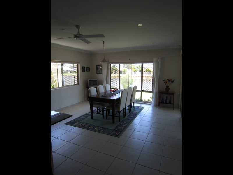 6 Apollo Crescent, Beachmere QLD 4510