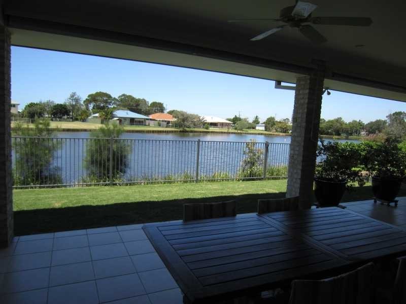 6 Apollo Crescent, Beachmere QLD 4510