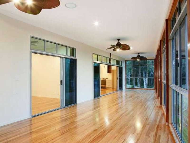 86 Campbell Parade, Beachmere QLD 4510