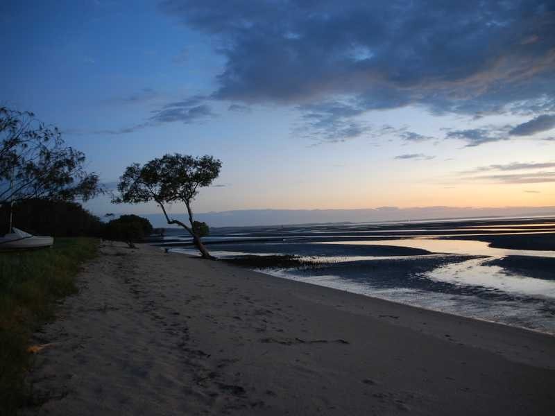 15 Grace Street, Beachmere QLD 4510