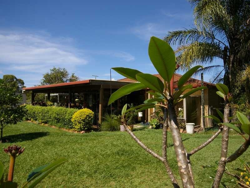 39 Bellay Road, Beachmere QLD 4510