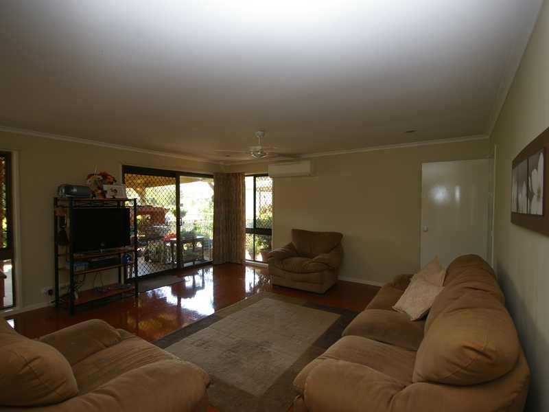 39 Bellay Road, Beachmere QLD 4510