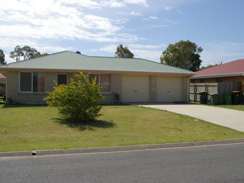 20 Columbia Drive, Beachmere QLD 4510