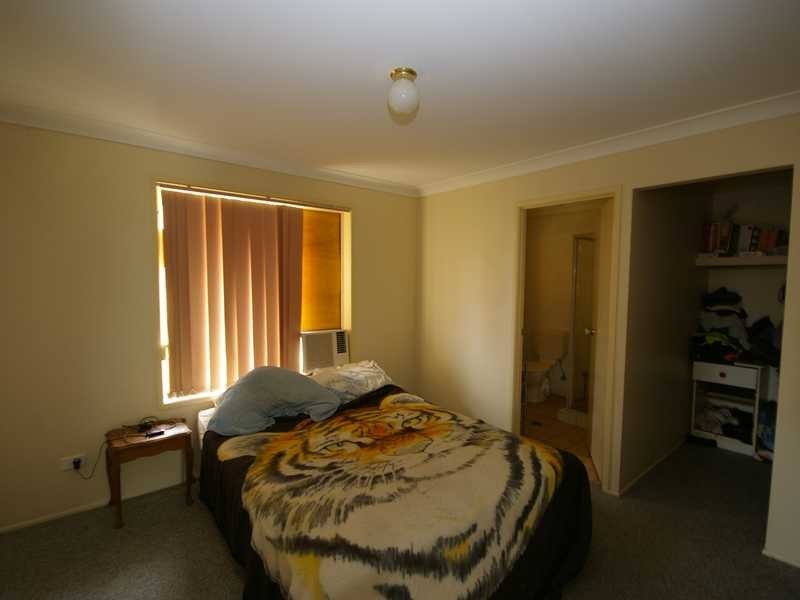 20 Columbia Drive, Beachmere QLD 4510